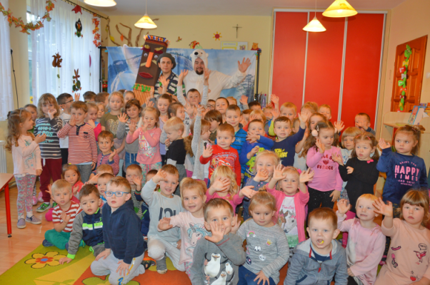 zdjęcie do
														 artykułu: Oglądamy teatrzyk 