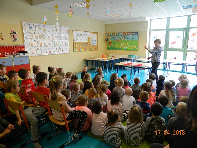 zdjęcie do
														 artykułu: Zabawy badawcze z magnesami