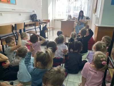 zdjęcie do
														 artykułu: Program świat wartości w małych dłoniach