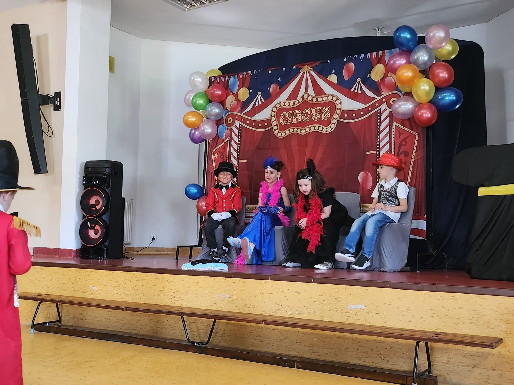 Mama i Tata w Cyrku "Magic" - Dzień Rodziny