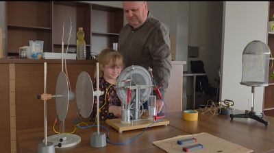 zdjęcie wprowadzające do artykułu: Mali Einsteini - doswiadczenia z zakresu fizyki
