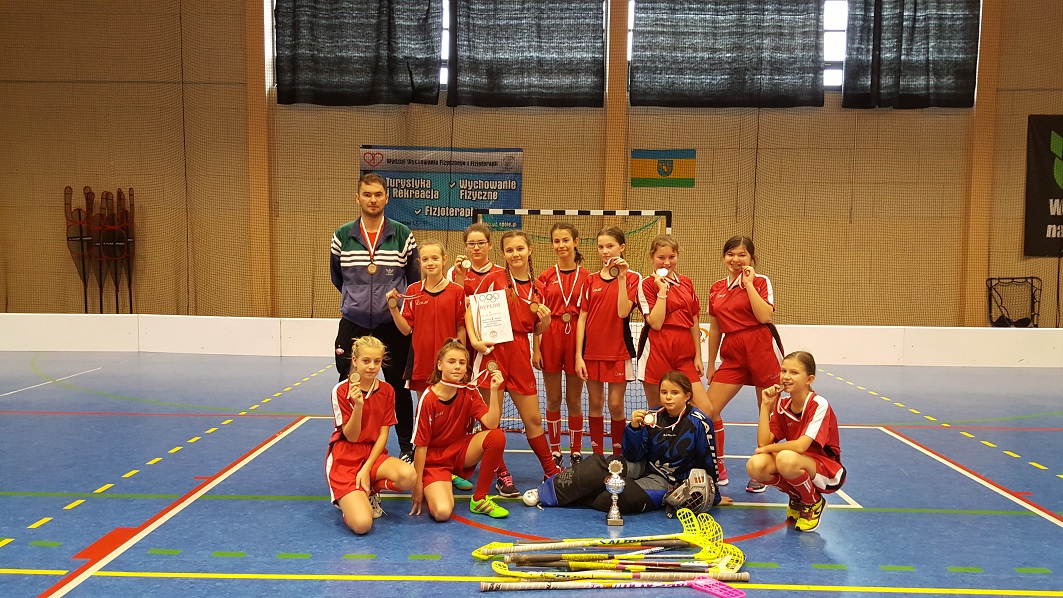 zdjęcie do
														 artykułu: IGRZYSKA DZIECI W UNIHOKEJU DZIEWCZĄT MŁODSZYCH