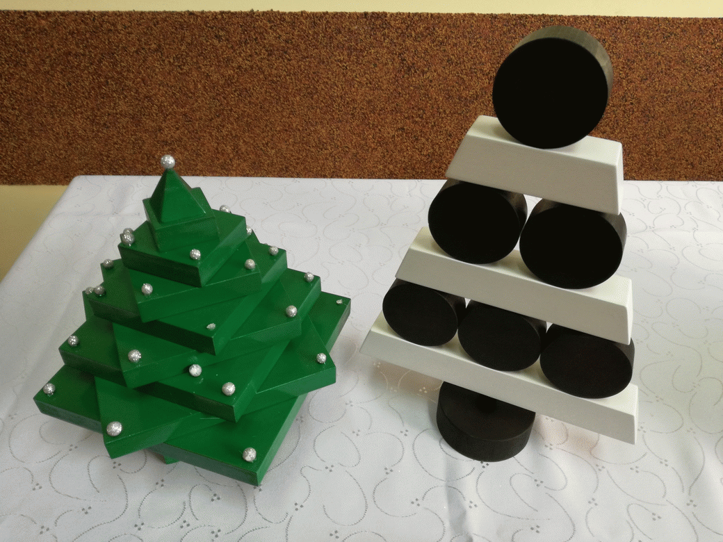 zdjęcie do
														 artykułu: Wreczenie nagród w konkursie „Bombka lub choinka matematyczna”