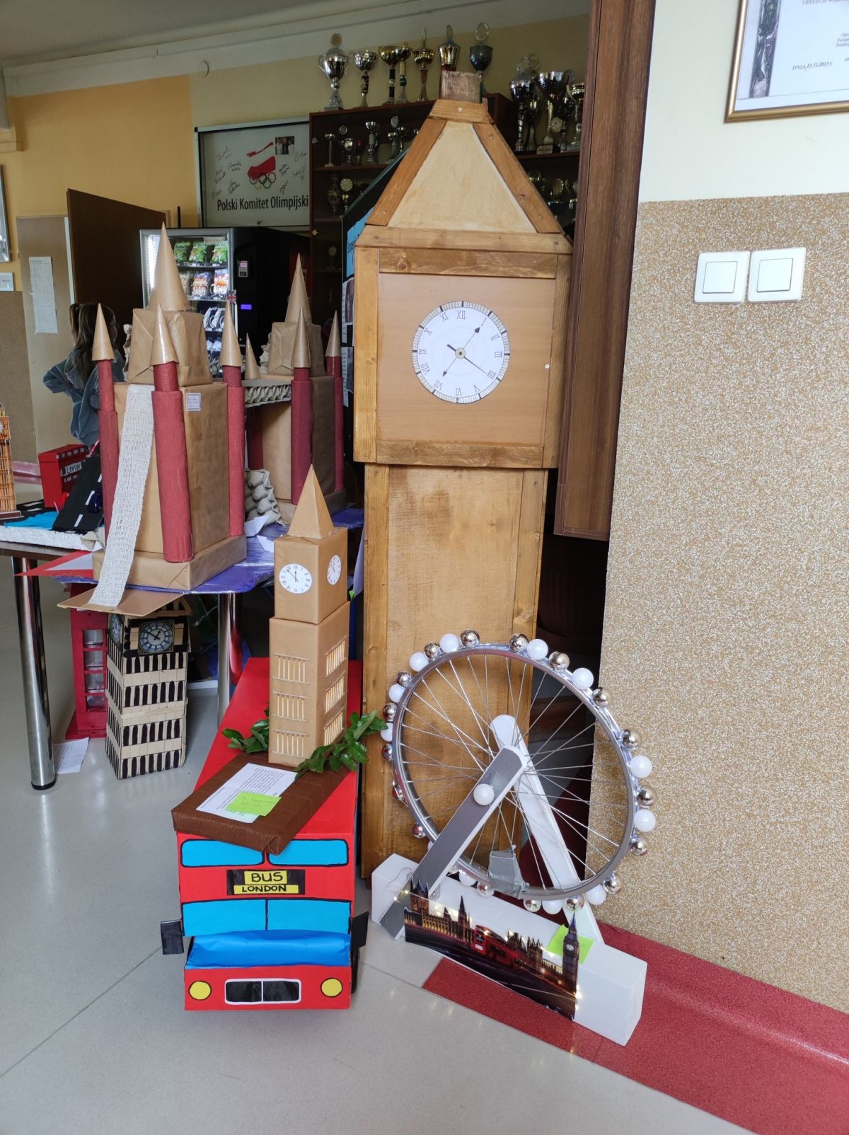 555413129 1209595087861573 7028911765866668004 n