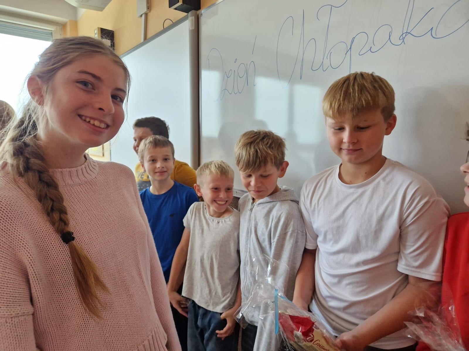 556995964 1211847067636375 8990165798373307911 n