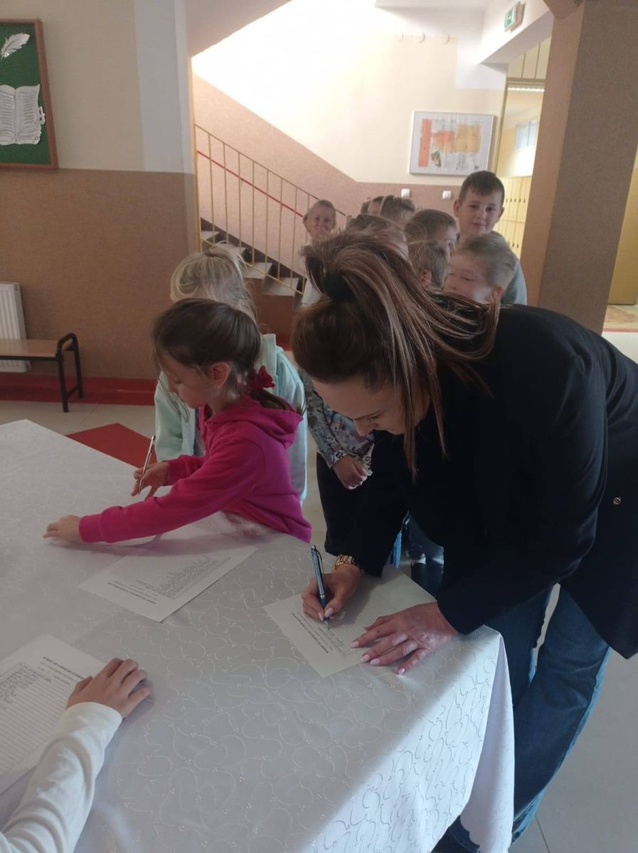 557658874 1219116030242812 4951830047704885083 n