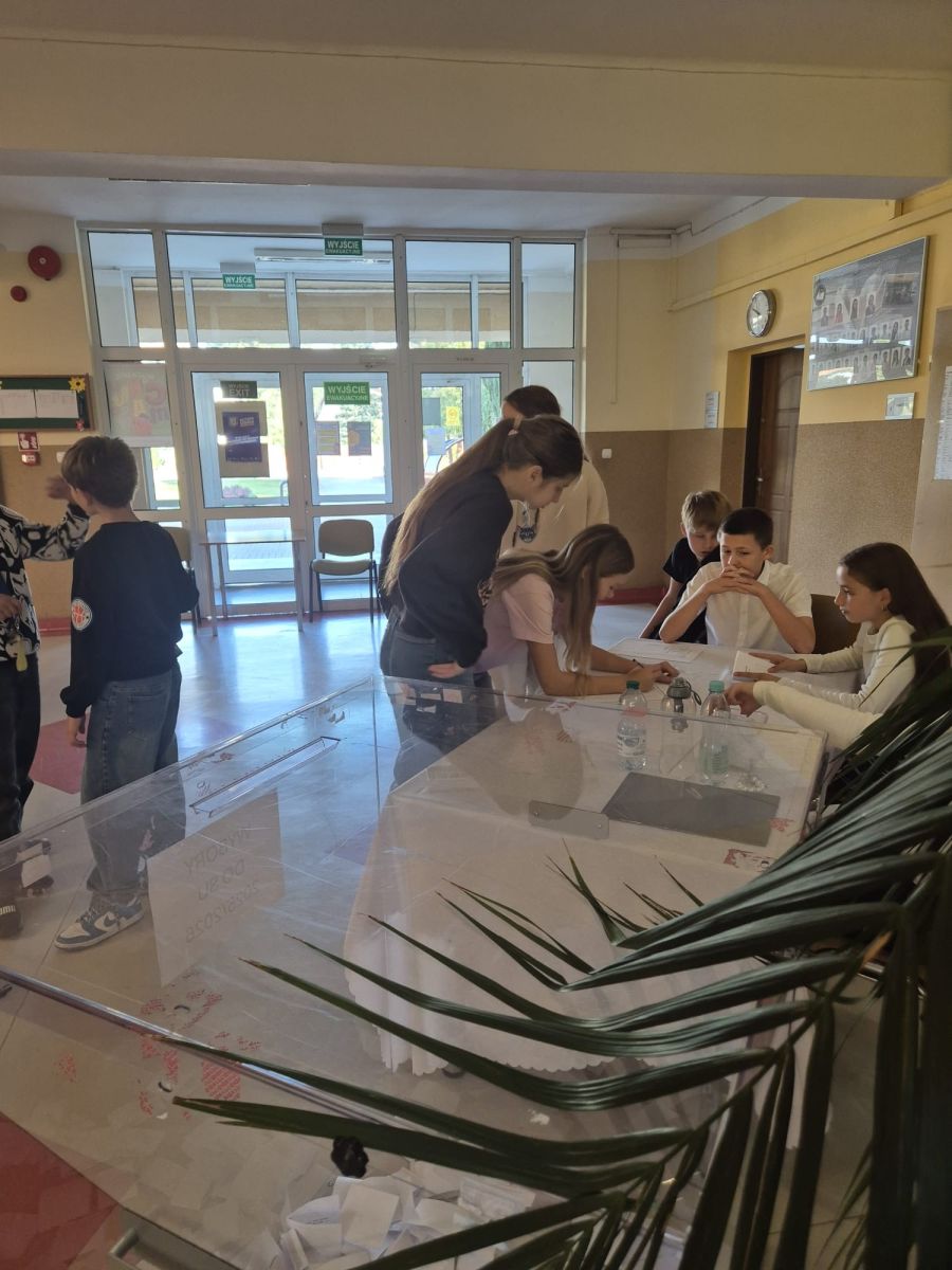 559219327 1219116466909435 3846723379534653818 n