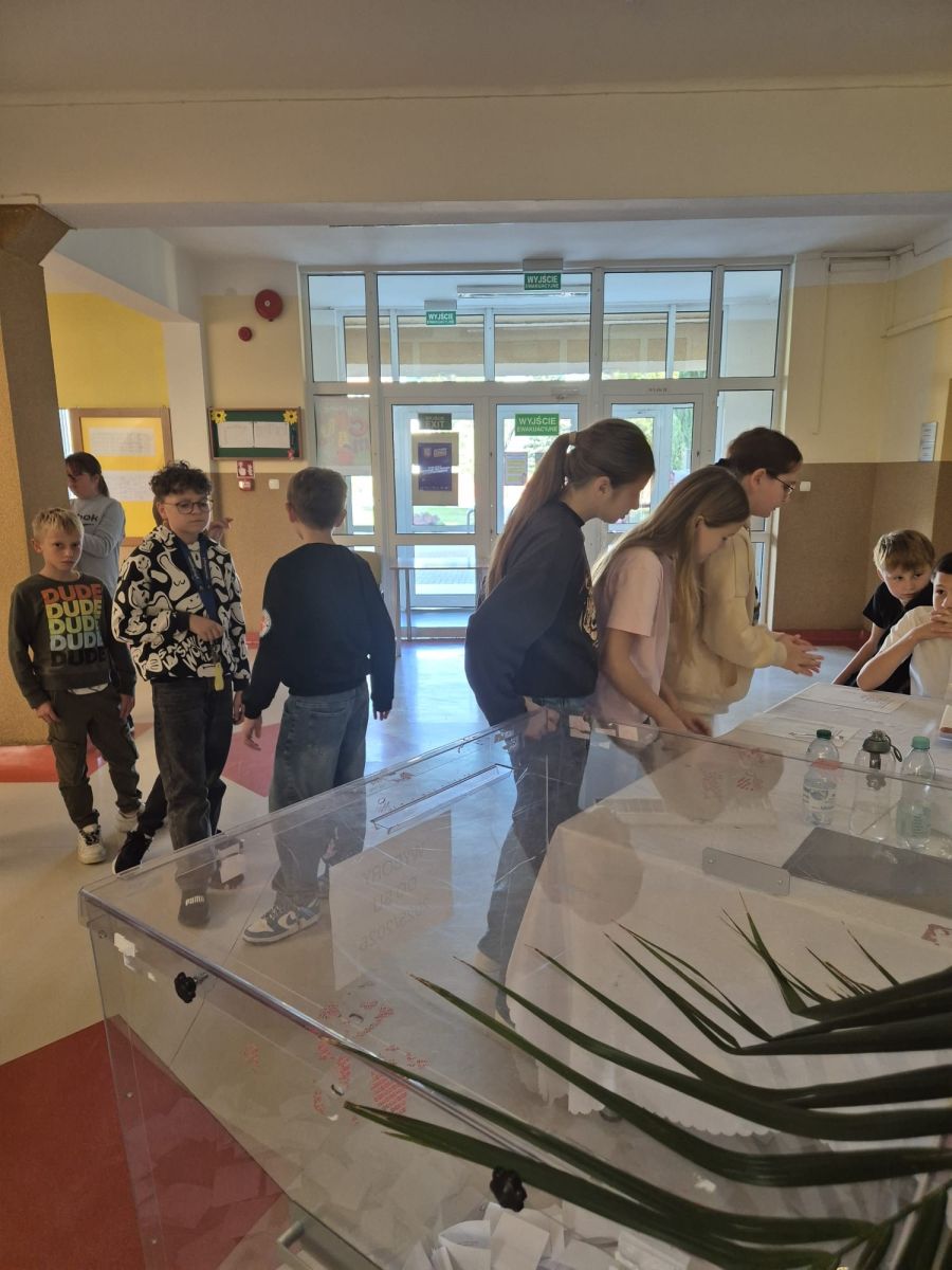 560328379 1219116446909437 8137593074838030218 n