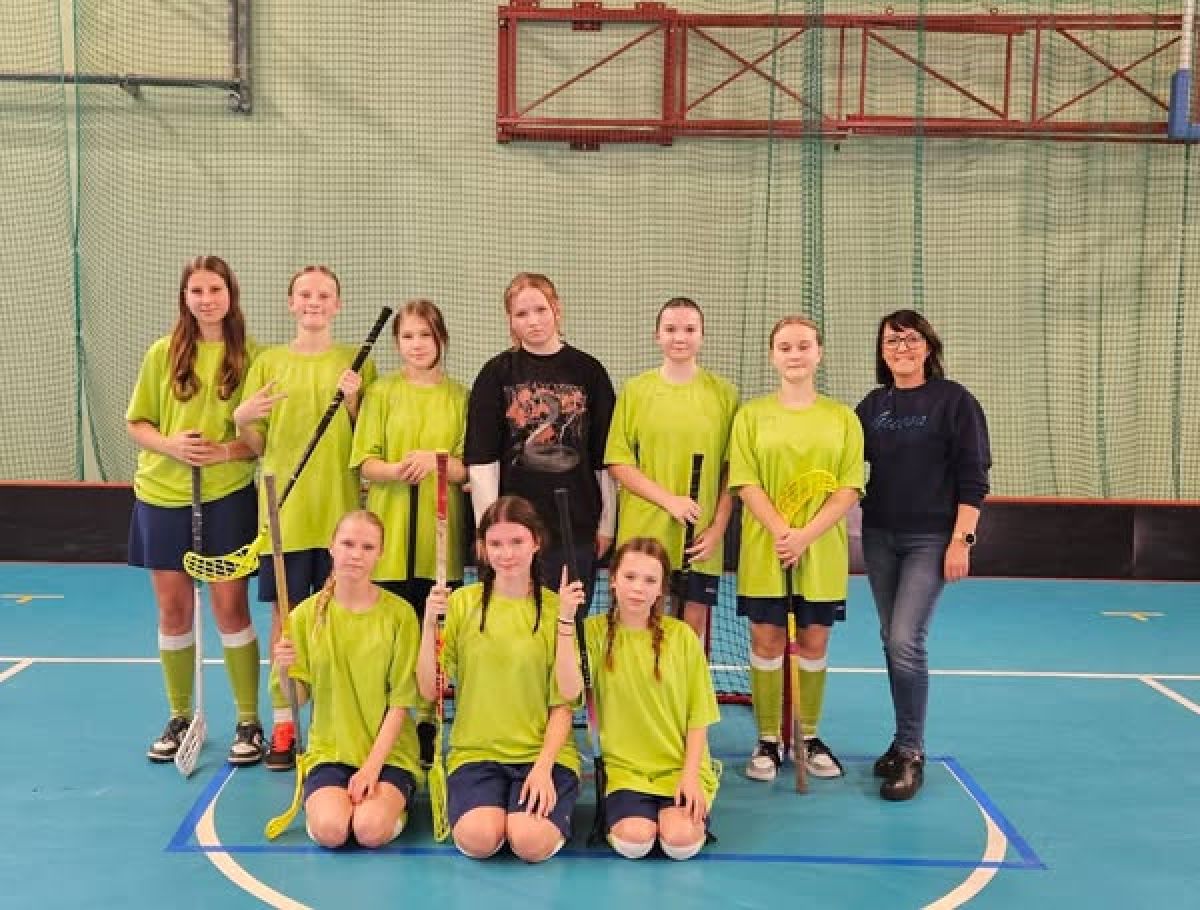 zdjęcie do
														 artykułu: IGRZYSKA MŁODZIEŻY W UNIHOKEJU