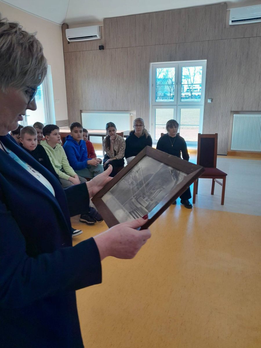 644358195 1337119968442417 809628869074147336 n